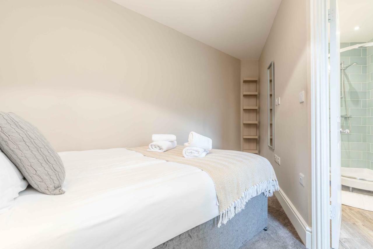 Modern Apartment Within Short Walk Of The Castle, High Street And Long Walk - Free Parking Windsor Dış mekan fotoğraf