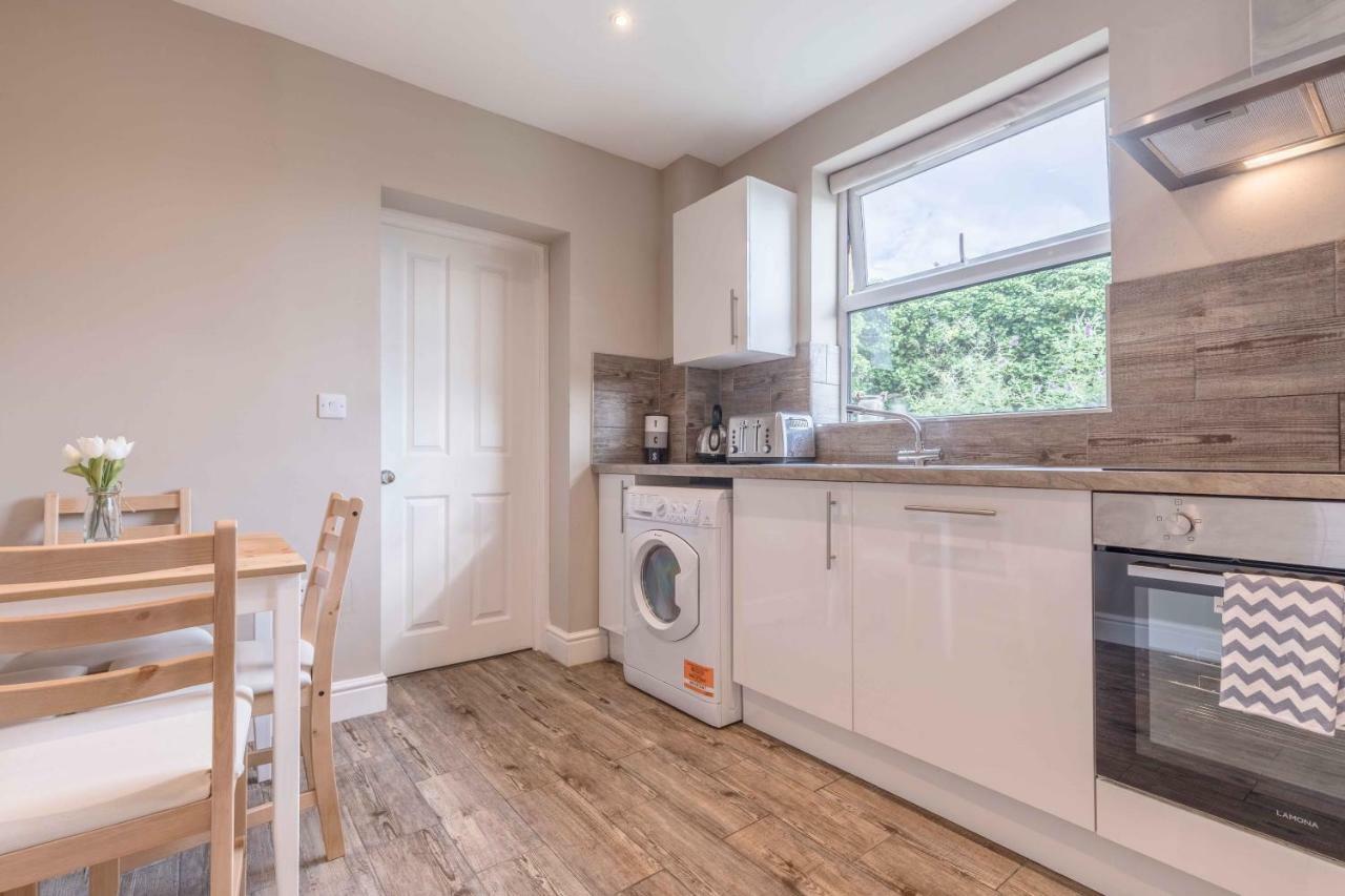 Modern Apartment Within Short Walk Of The Castle, High Street And Long Walk - Free Parking Windsor Dış mekan fotoğraf